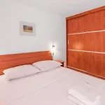 Charmantes 200 Meter Zum Башка