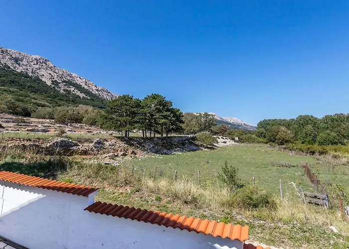 Charmantes 200 Meter Zum Nyaraló Baška